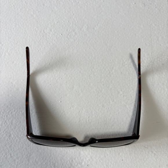 Guess Brown Tortoise Shell Sunglasses (Frames Only) - Picture 7 of 7